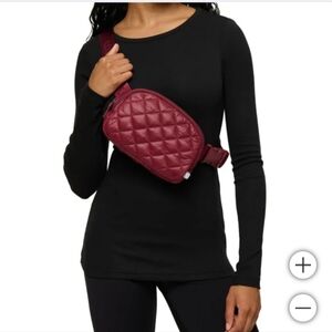 Lolë Unisex Quilted Belt Bag / Sling Bag, nwt